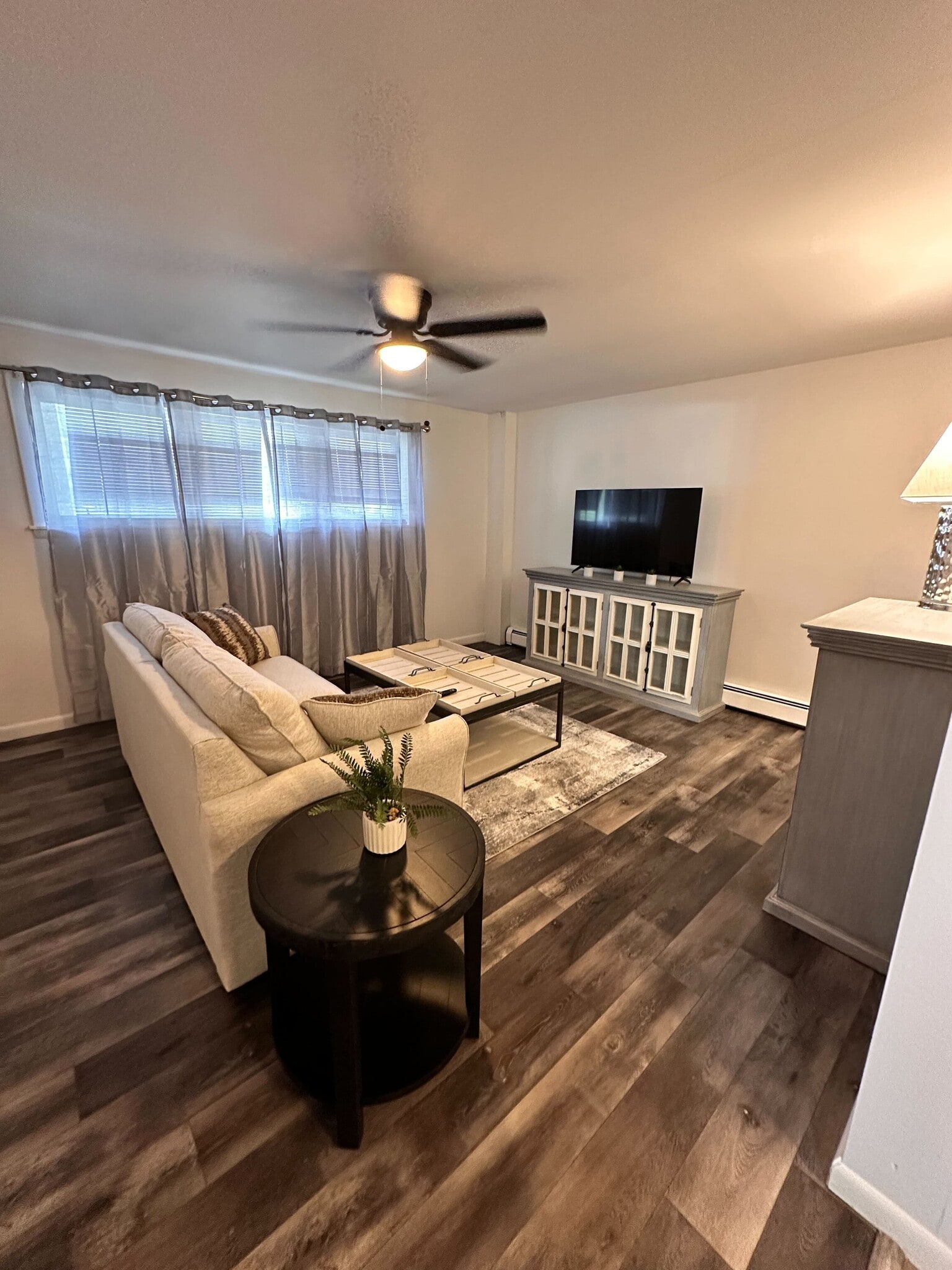 Building Photo - 147 State St