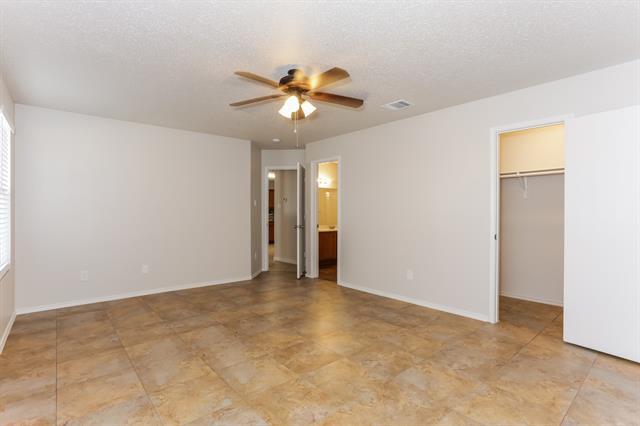 Building Photo - 2109 Doecrest Dr