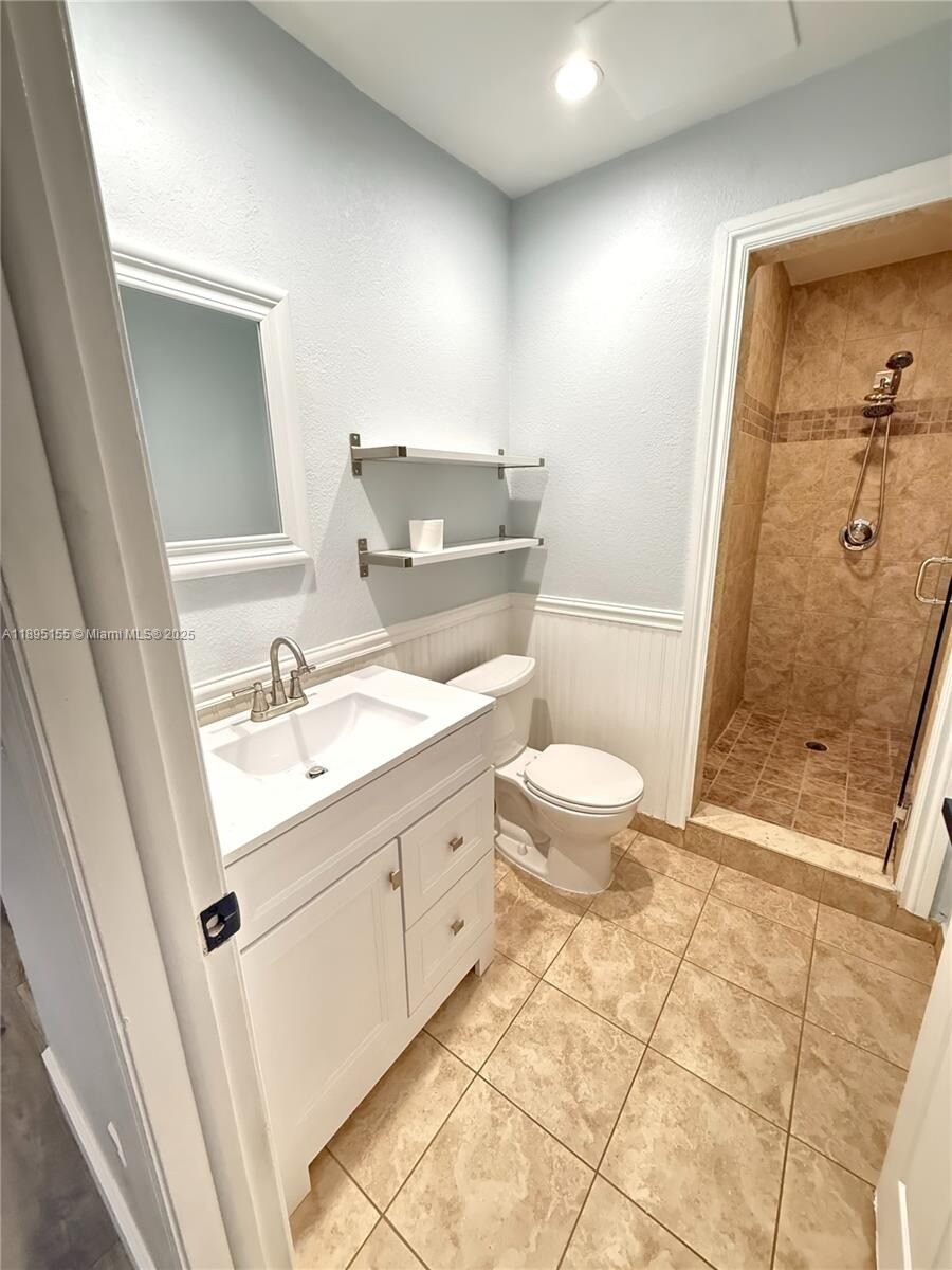 Building Photo - 8851 NW 119th St