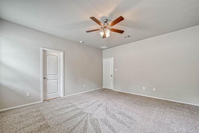 Building Photo - 14122 Silver Falls Ct