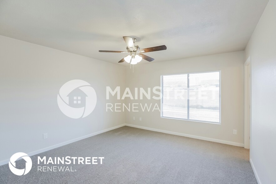 Building Photo - 3522 W Malapai Dr
