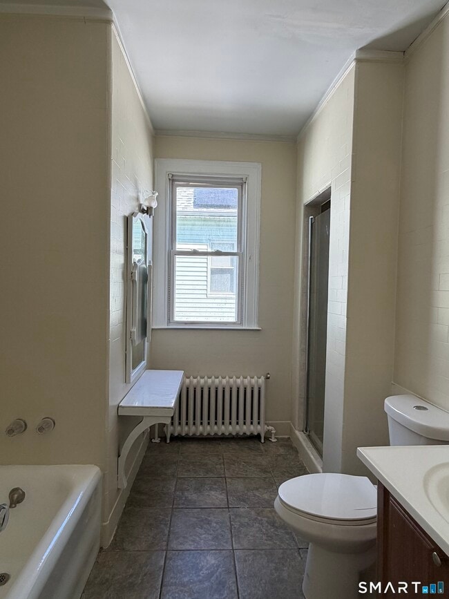 Building Photo - 41-43-43 Hebron St