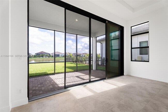 Building Photo - 11267 SW Pietra Wy