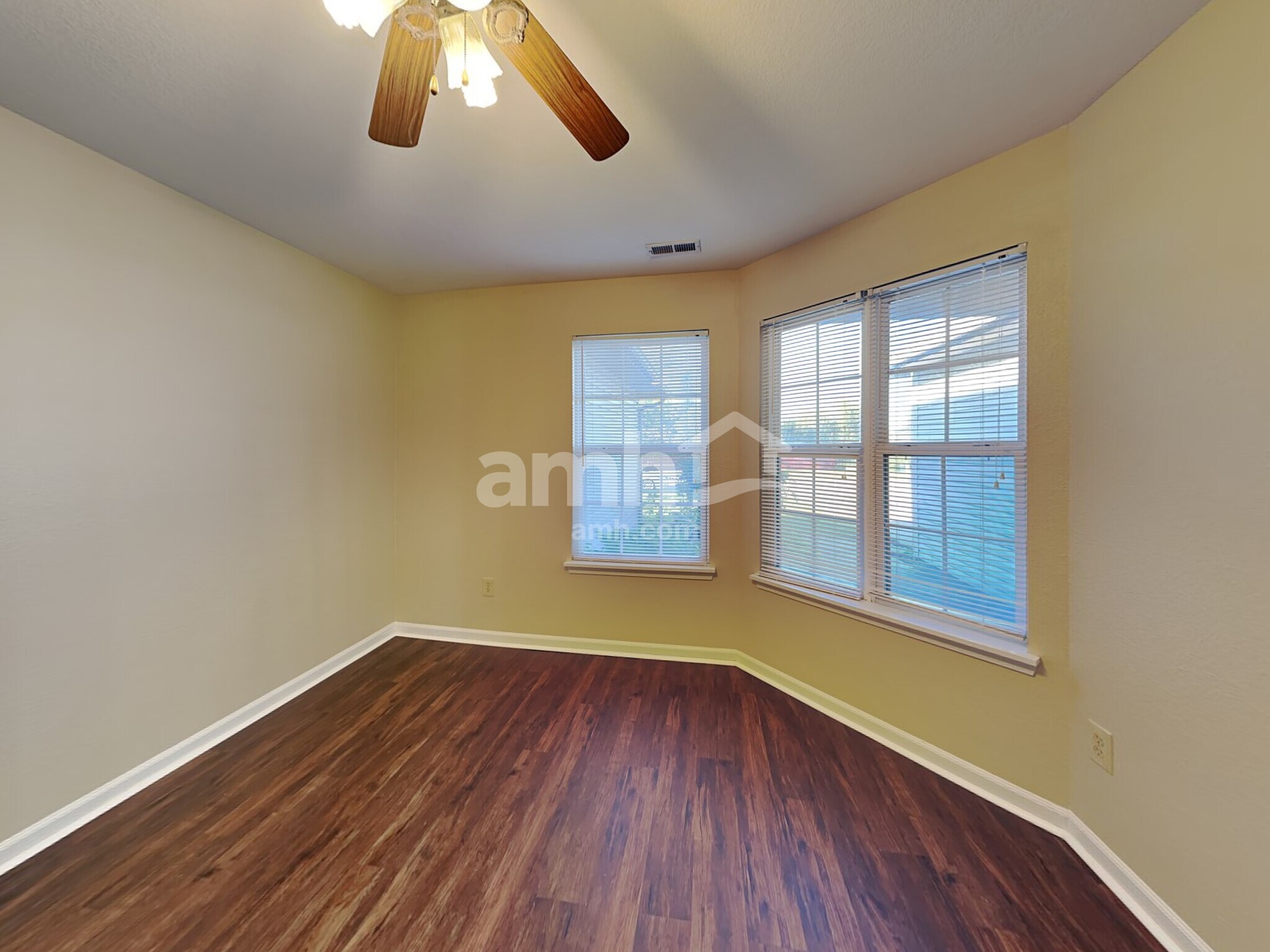 Building Photo - 7457 Kidwell Dr