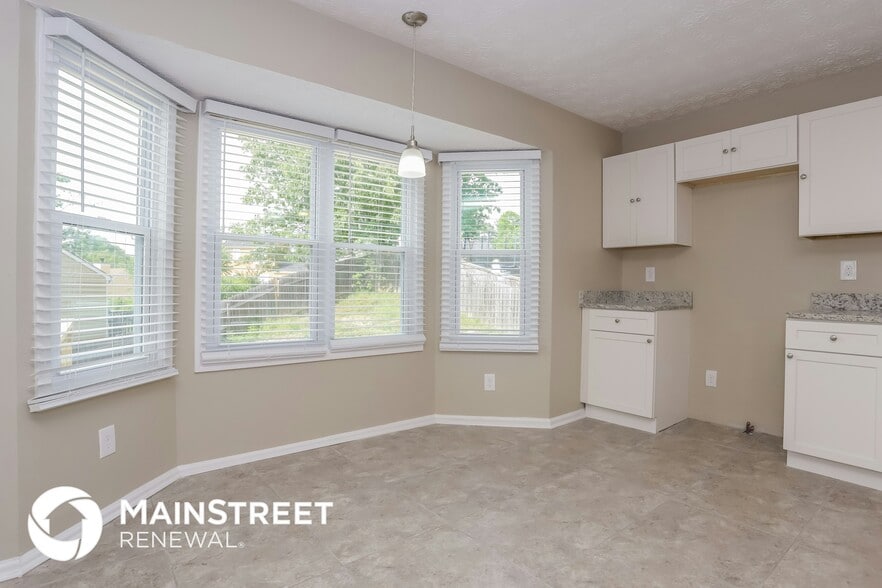 Building Photo - 1206 Ling Way