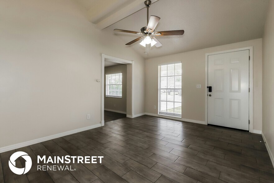 Building Photo - 1205 Windy Hill Dr
