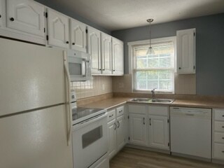 Building Photo - 900 Saint Joseph St
