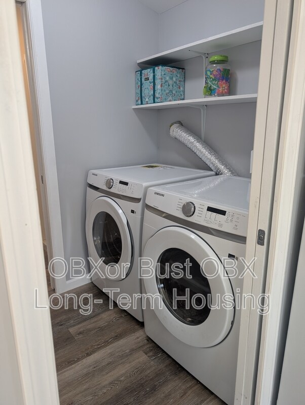 Building Photo - 100-A Mallard Court