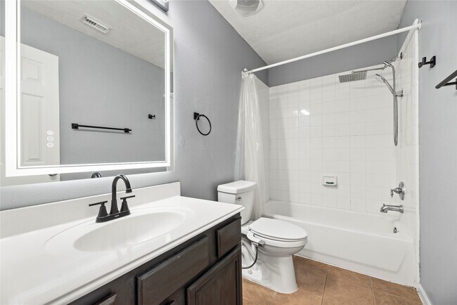 Building Photo - 10902 Tobar Falls Cir