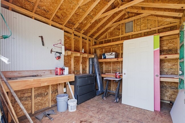 Building Photo - 1203 Valerie Ave