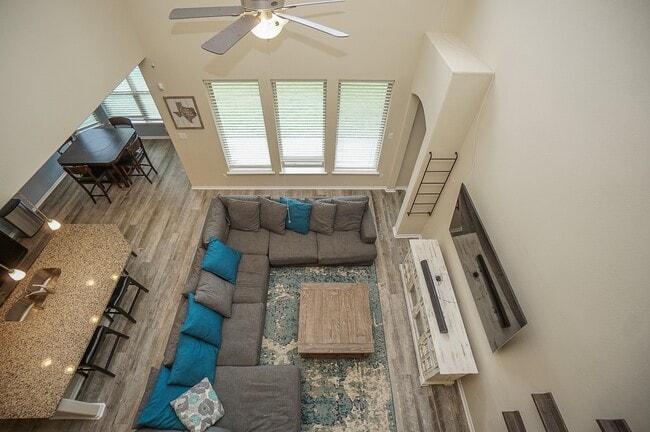 Building Photo - 9506 Bonbrook Bend Ln