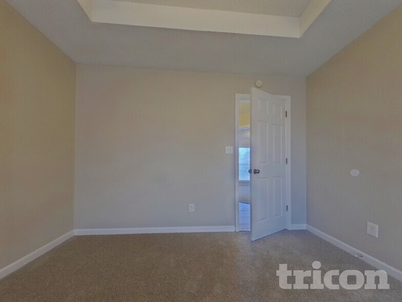 Building Photo - 4901 Martin Farms Rd