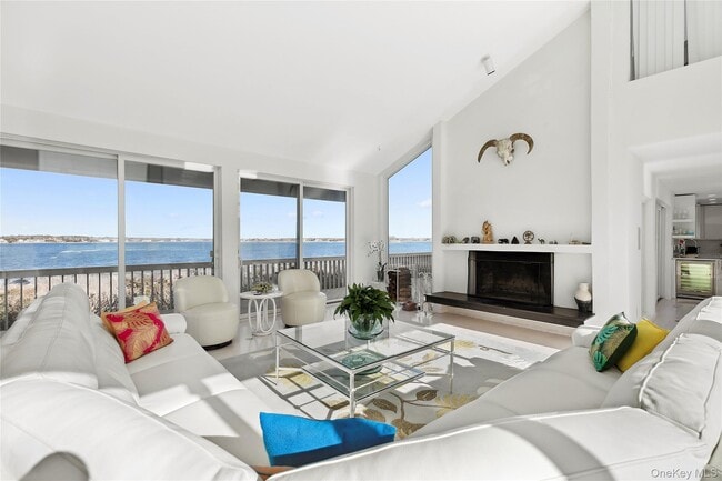 Building Photo - 32 Dune Ln