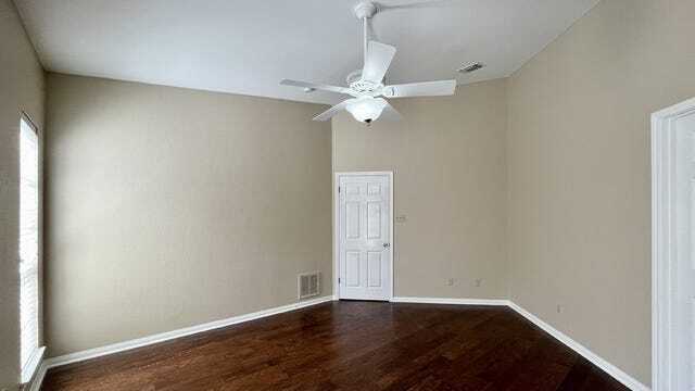Building Photo - 14018 Red Maple Wood