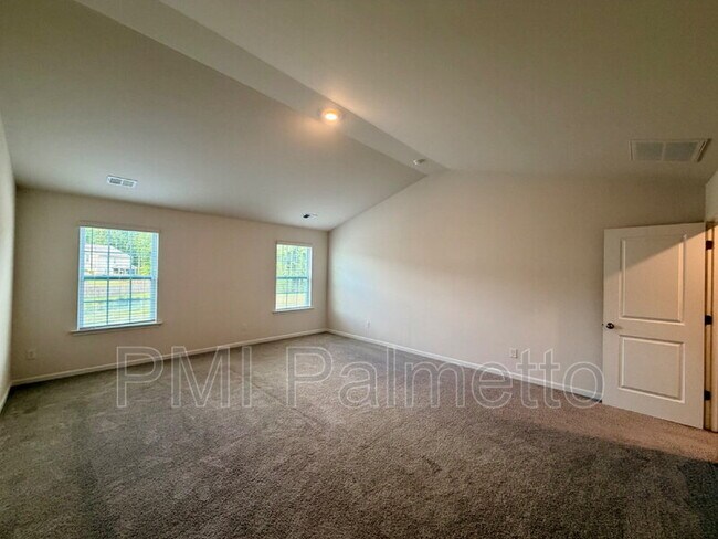 Building Photo - 771 Tiger Lily Drive