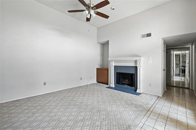 Building Photo - 640 Bellaire Dr