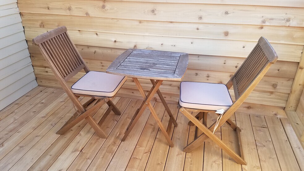 Building Photo - 1202 W Park Ave