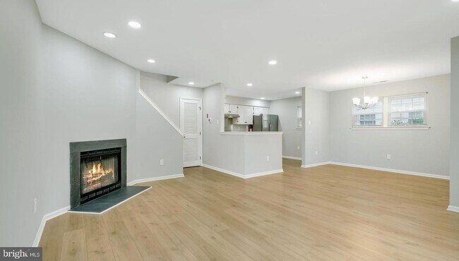 Building Photo - 99 Briarcliff Ct