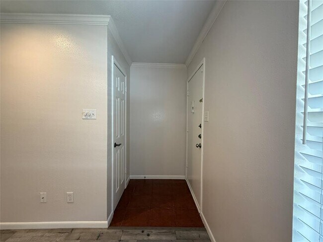 Building Photo - 2250 Bering Dr