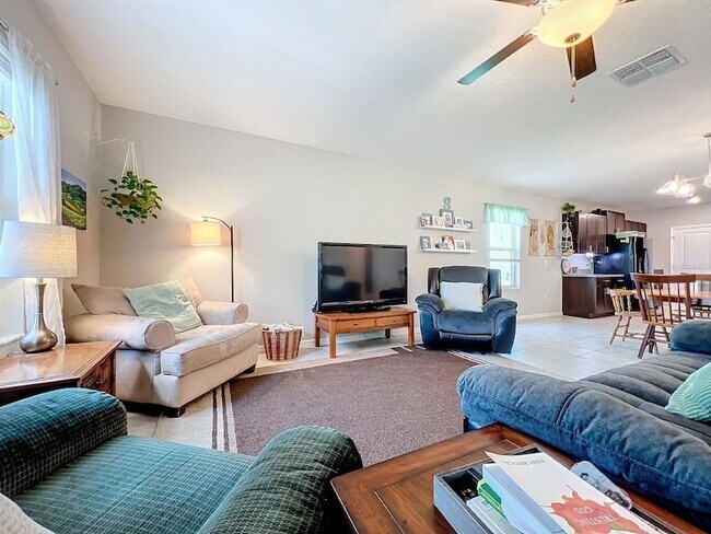 Building Photo - 11116 Sage Canyon Dr.