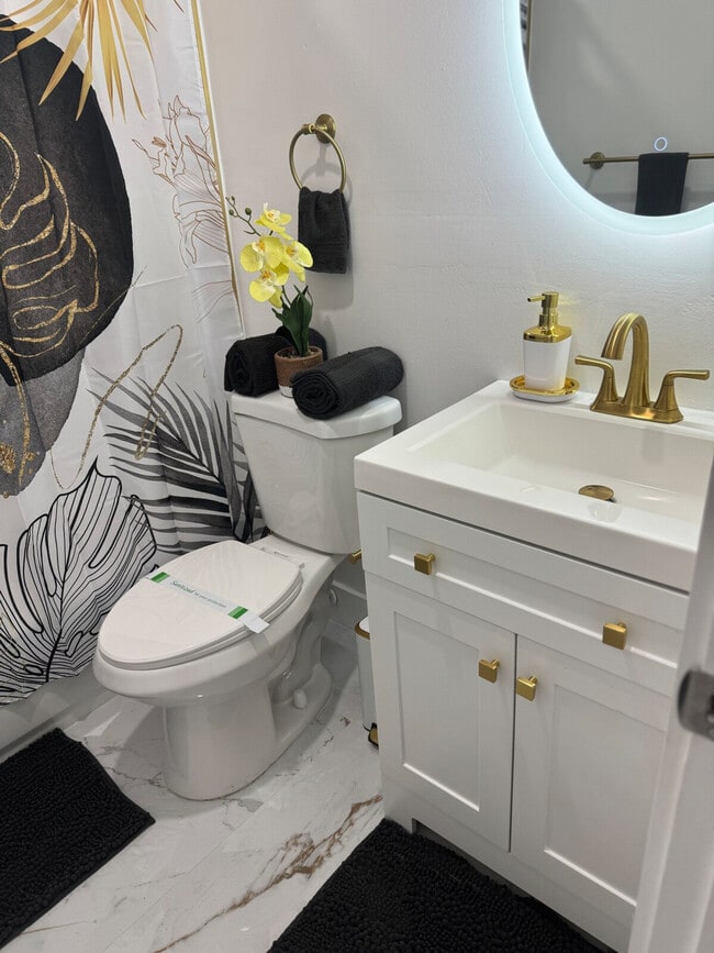 Building Photo - 20423 NW 29th Pl