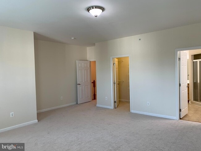 Building Photo - 21564 Romans Dr