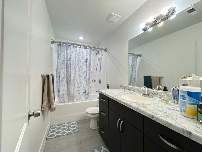 Building Photo - Mountain Vista Subdivision Home!