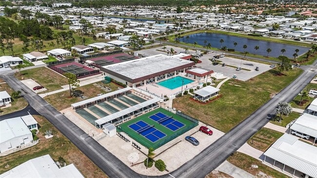 Building Photo - 611 La Jolla Cir