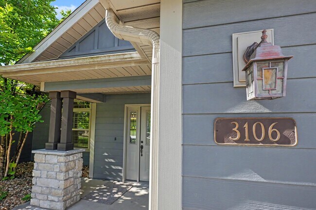 Building Photo - 3106 Wisteria Ln