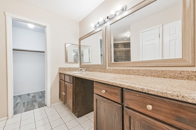 Building Photo - 19302 Cypress Bay Dr