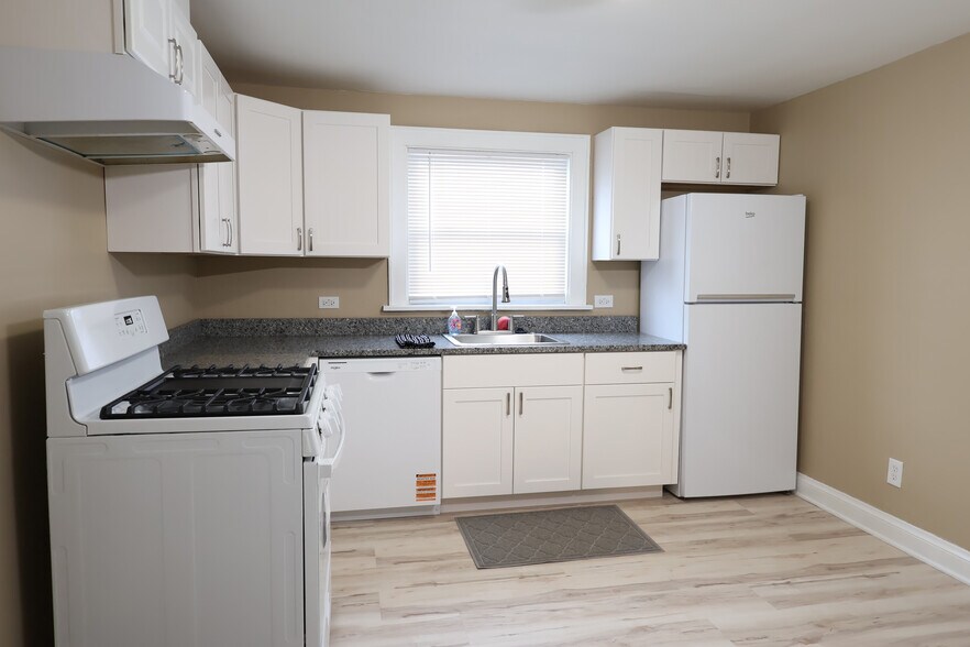 Building Photo - 1617 Jackson St