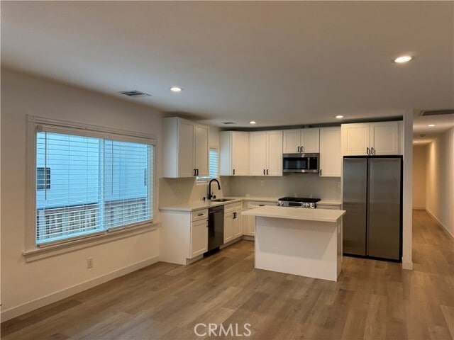 Building Photo - 1215 N Vista St