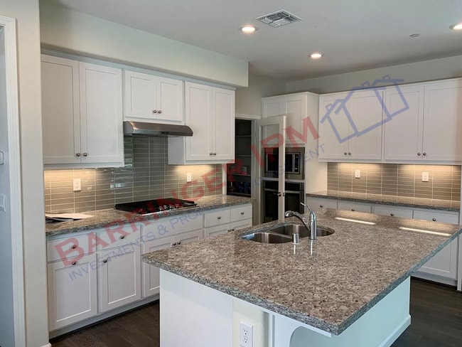 Building Photo - House is occupied *DO NOT DISTURB TENANTS* Call office with any questions