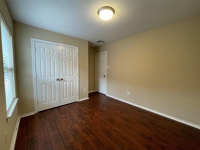 Building Photo - 6110 Moran Crest Dr