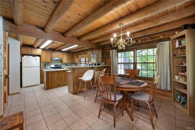 Building Photo - 2712 Tirol Dr