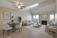 Building Photo - 450 E 4th St