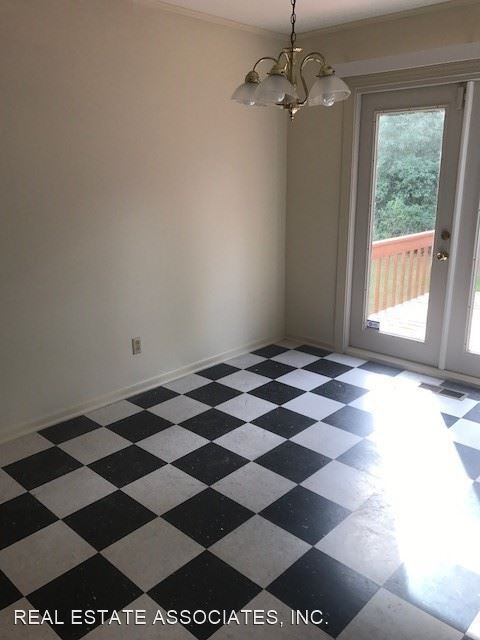 Building Photo - 3 br, 2 bath House - 1504 Sedwick Road