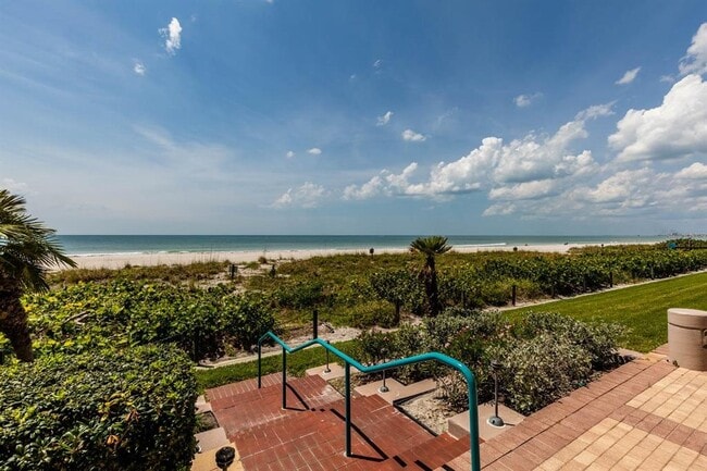 Building Photo - 1560 Gulf Blvd