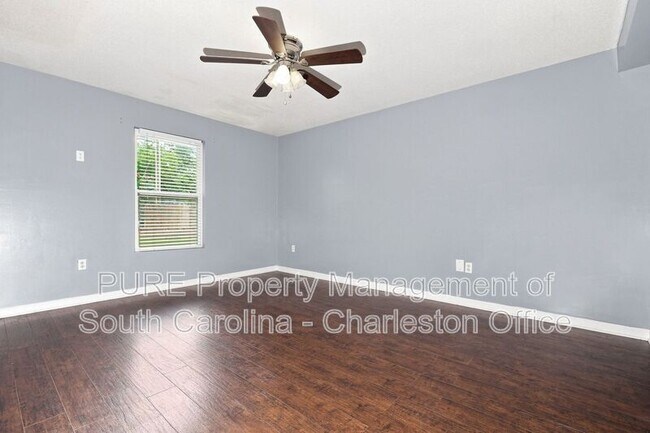 Building Photo - 1402 Camp Rd