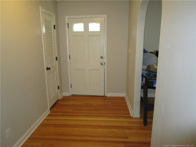 Building Photo - 2516 Cumberland Rd