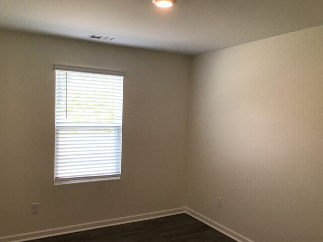 Building Photo - 1006 Jt Westfield Dr