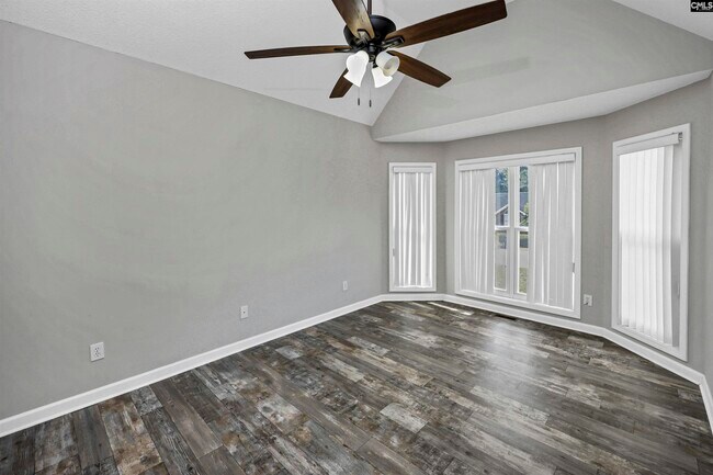 Building Photo - 133 Wildflower Ln