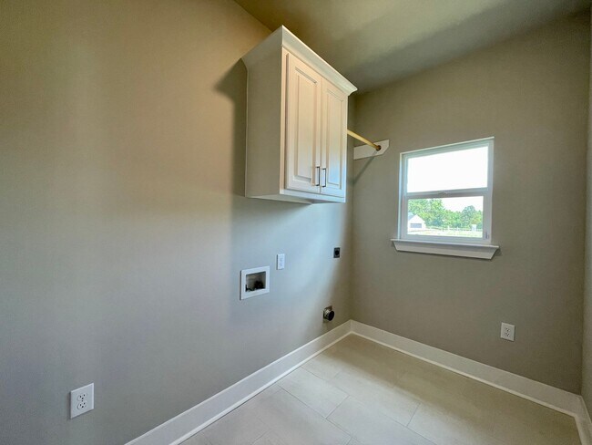 Building Photo - 4 Bed 3 Bath in Southhaven! Move-In Ready! $500 off first month with 30 day move in**