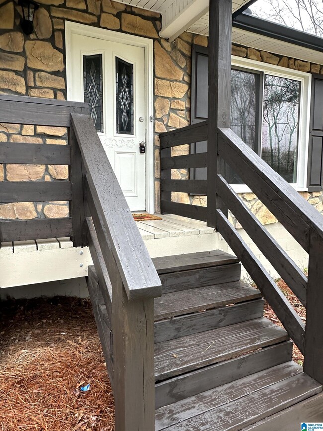 Building Photo - 2413 Pentland Dr