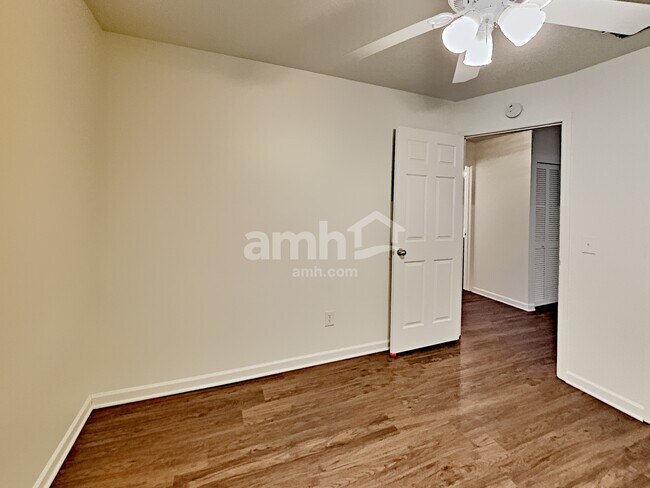 Building Photo - 1768 Merritt St