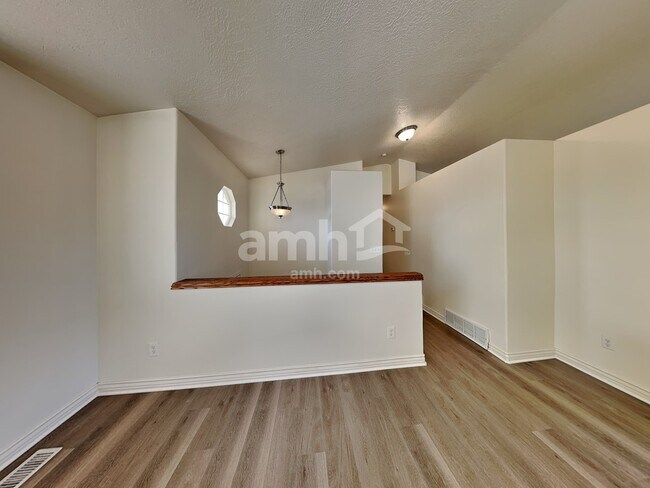 Building Photo - 4045 W 4650 S