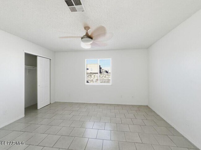 Building Photo - 11621 Gypsum Hills Cir