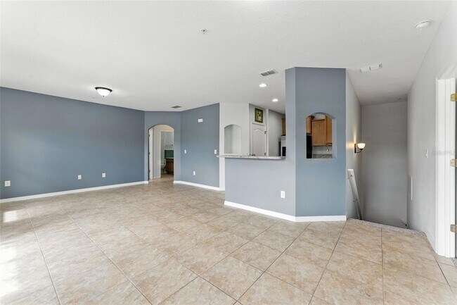 Building Photo - 6524 S Goldenrod Rd