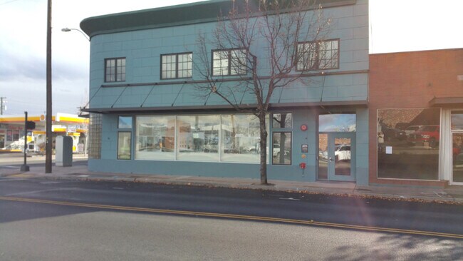 Primary Photo - 502 SW Evergreen Ave