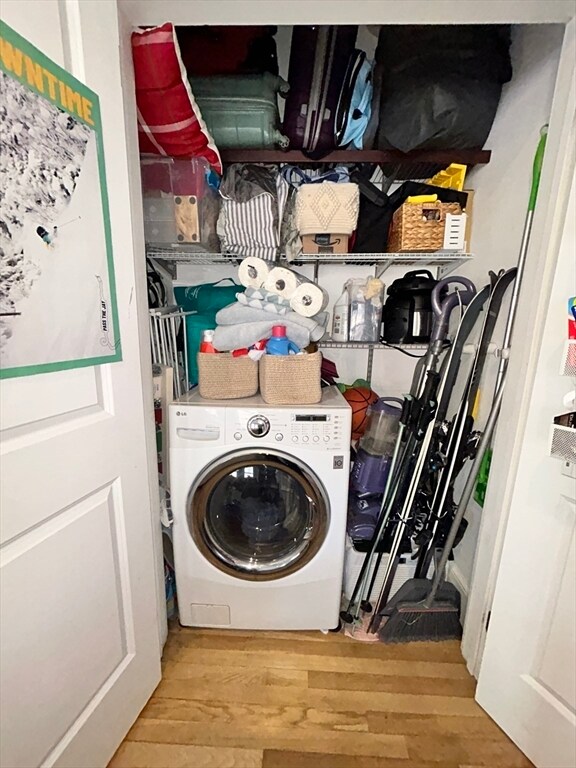 Building Photo - 473 Beacon St